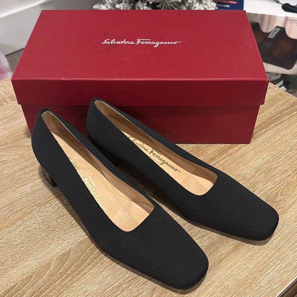 Vintage Salvatore Ferragamo heels